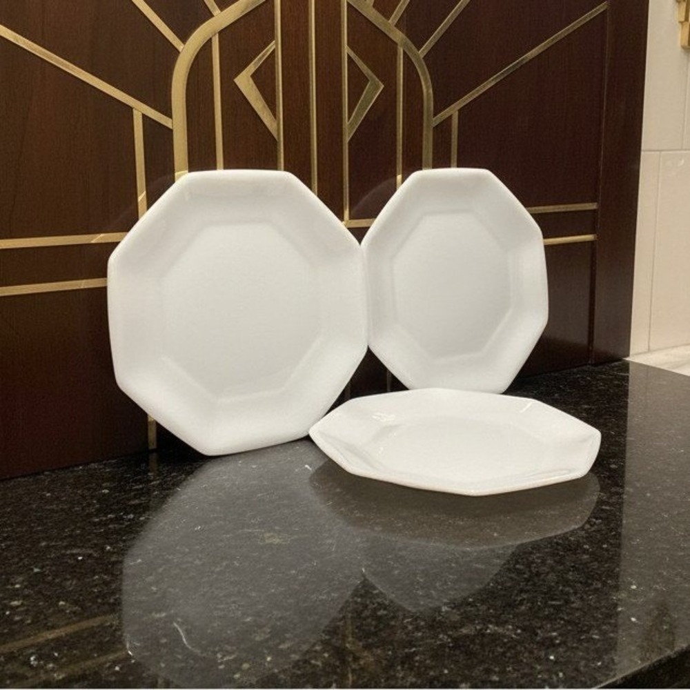 Arcopal France Novoctime‎ Appetizer Plates, Set of 3, Vintage White Opal Glass